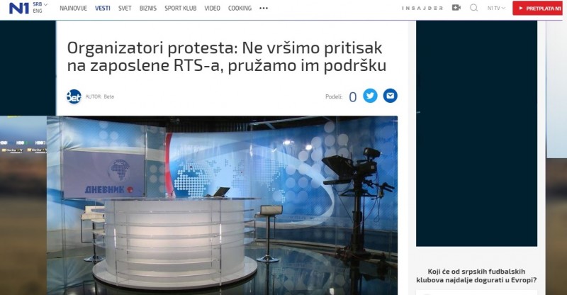 Tokom nasilnog upada grupe demonstranta u zgradu RTS-a u Takovskoj ulici u Beogradu, TV N1 se otvoreno stavila na stranu opozicije i demonstranata. Takav stav se ogledao kako u prostoru koji je dat tom događaju, koji je prenošen u direktnom prenosu, tako i u sveprisutnoj dramatizaciji i plasiranju lažnih vesti sa ciljem da se izazove dodatno nezadovoljstvo opozicionih pristalica i dodatno radikalizuje protest